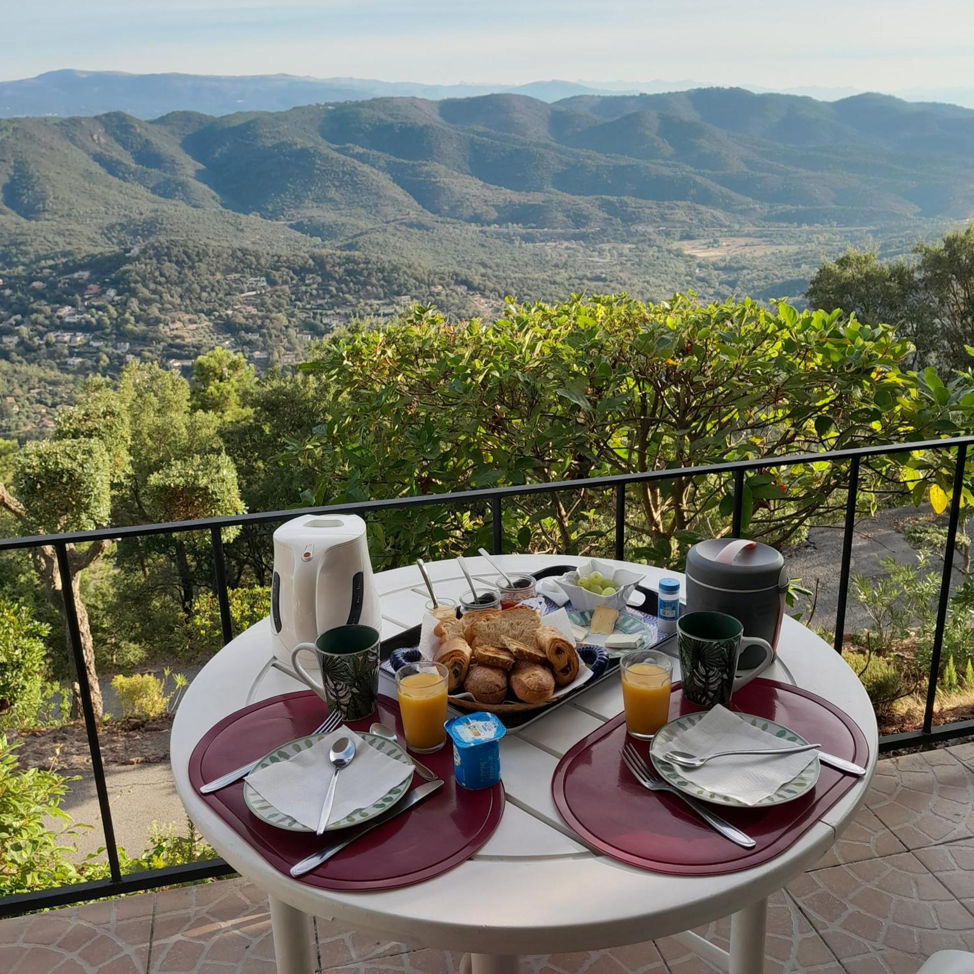 Chambres D'Hotes Vue Mer L'Esterel Panoramique Saint-Jean-de-l'Esterel 외부 사진